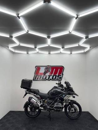 BMW R 1250 GS TRIPLE BLACK 